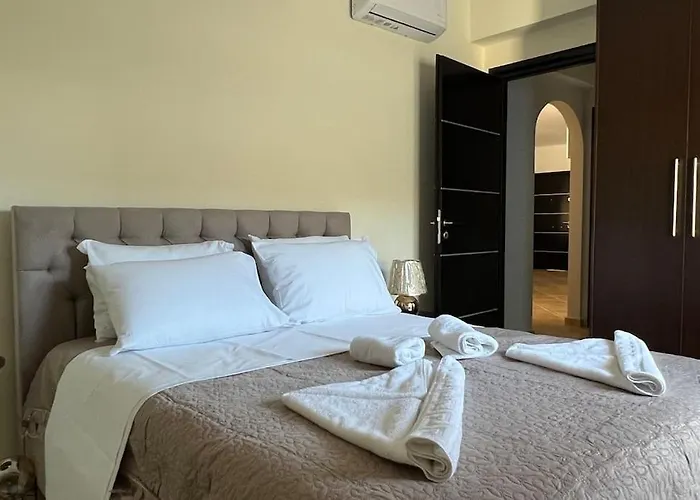 Anna Kavros Luxury Apartment